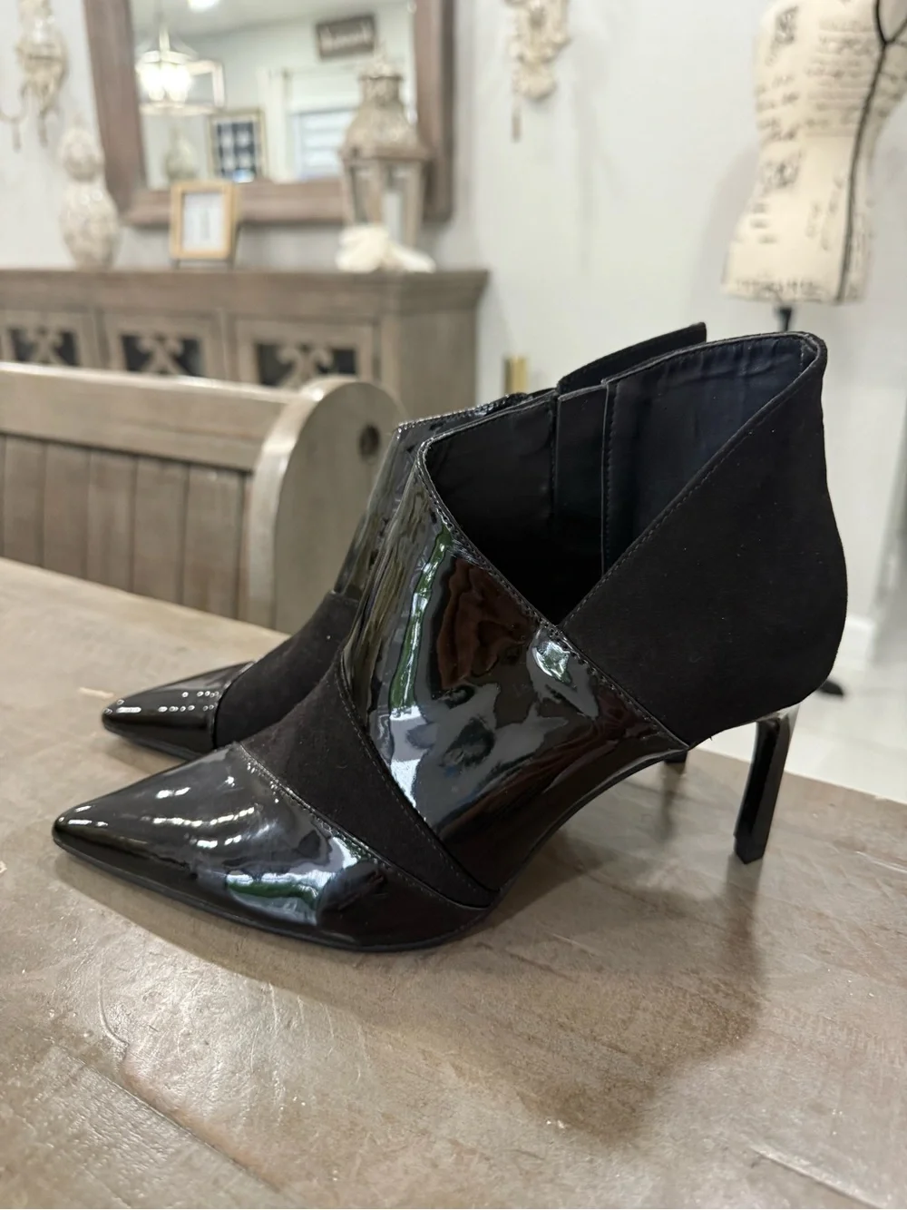 ZARA Black Pointed Toe Patent & Suede Ankle Booties NWT Women’s